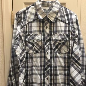 Men’s BKE shirt - Gently used like new❤️❤️
